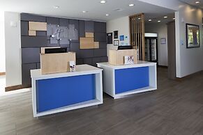 Holiday Inn Express & Suites Alpena - Downtown, an IHG Hotel