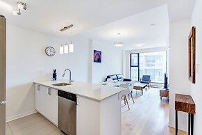 Bijoux Square Apartments