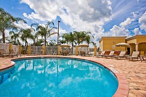 Holiday Inn Express & Suites Port St. Lucie West, an IHG Hotel