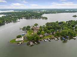 Lakefront Luxury