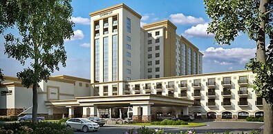 chumash casino resort hotel pool access