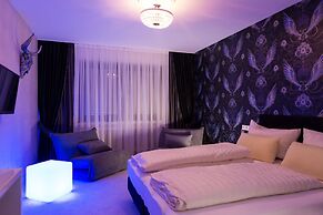 Hotel Hellers Twenty Four 1