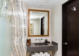 Iberostar Berkeley Shore Hotel