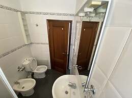 Cosy 2-bed Apartment in Funchal w/ Private Parking