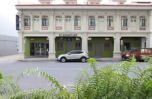 ST Signature Jalan Besar (13 hours: 6PM-7AM)