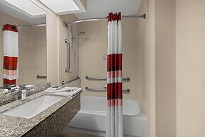 Red Roof Inn & Suites Albany, GA