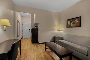 Red Roof Inn & Suites Albany, GA