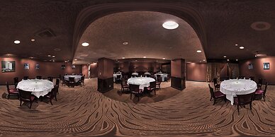 Plaza Hotel & Casino
