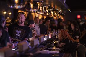 Plaza Hotel & Casino