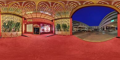 Plaza Hotel & Casino
