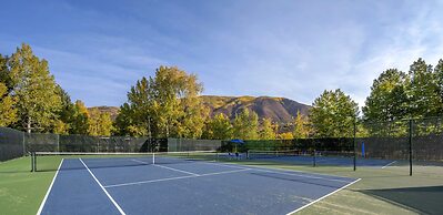 Aspen Meadows Resort
