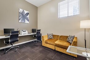 Best Western Plus LA Mid Town Hotel