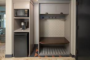 Holiday Inn Portland - Columbia Riverfront by IHG