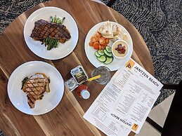 Holiday Inn Portland - Columbia Riverfront by IHG