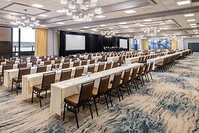 Holiday Inn Portland - Columbia Riverfront by IHG