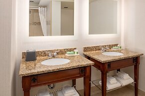 Holiday Inn Portland - Columbia Riverfront by IHG