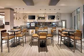 Sheraton® Suites Fort Lauderdale West