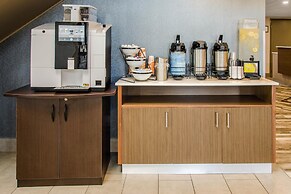 Comfort Inn Aéroport