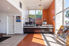 Motel 6 Redlands, CA
