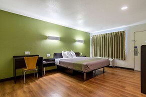 Motel 6 Redlands, CA
