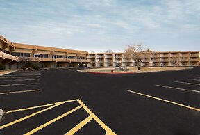 Quality Inn View of Lake Powell - Page