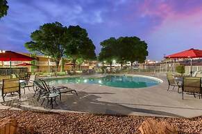 Quality Inn View of Lake Powell - Page