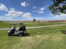 Quality Inn View of Lake Powell - Page