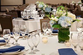 Embassy Suites by Hilton Oklahoma City Will Rogers Airport