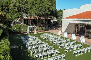 Embassy Suites by Hilton Scottsdale Resort