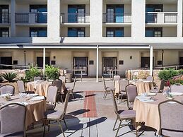 Embassy Suites by Hilton Scottsdale Resort