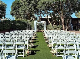 Embassy Suites by Hilton Scottsdale Resort