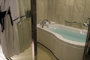 Kyoto Brighton Hotel