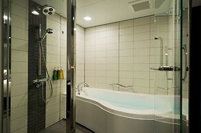 Kyoto Brighton Hotel