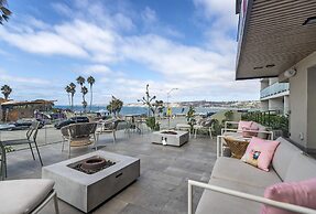 La Jolla Cove Suites