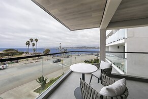 La Jolla Cove Suites