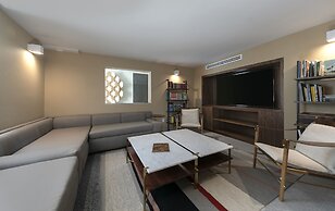 La Jolla Cove Suites