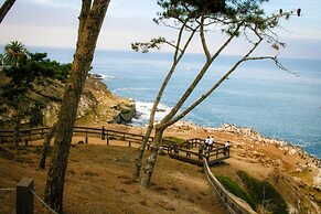 La Jolla Cove Suites