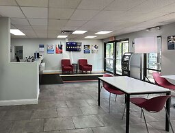 Motel 6 Lafayette, IN