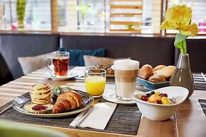 Lindner Hotel Cologne City Plaza, part of JdV by Hyatt