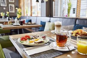 Lindner Hotel Cologne City Plaza, part of JdV by Hyatt