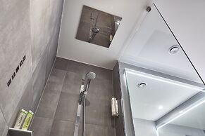 Lindner Hotel Cologne City Plaza, part of JdV by Hyatt