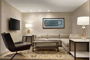 DoubleTree Suites by Hilton Hotel Boston - Cambridge