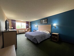 Capital O Marysville Surf Motel Kansas