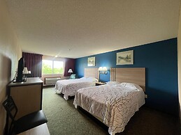 Capital O Marysville Surf Motel Kansas