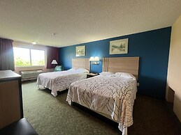 Capital O Marysville Surf Motel Kansas