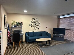 Capital O Marysville Surf Motel Kansas