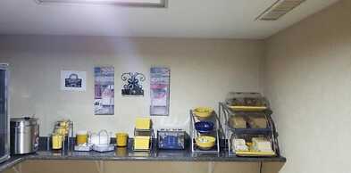 Days Inn by Wyndham West Memphis