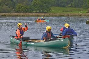 Macdonald Leeming House