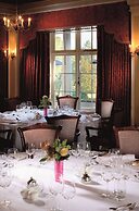 Macdonald Leeming House