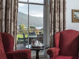 Macdonald Leeming House